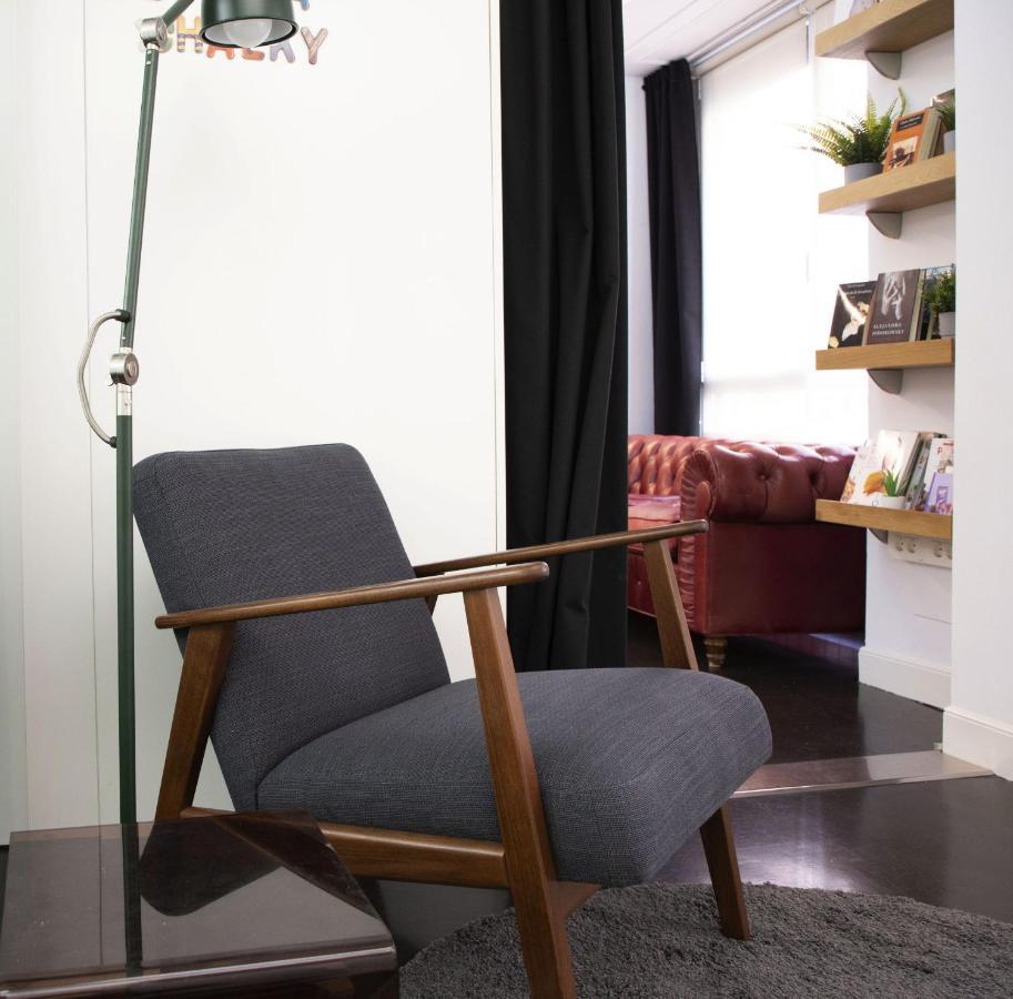Bauhaus Apartment By People Rentals Bilbao Exterior photo