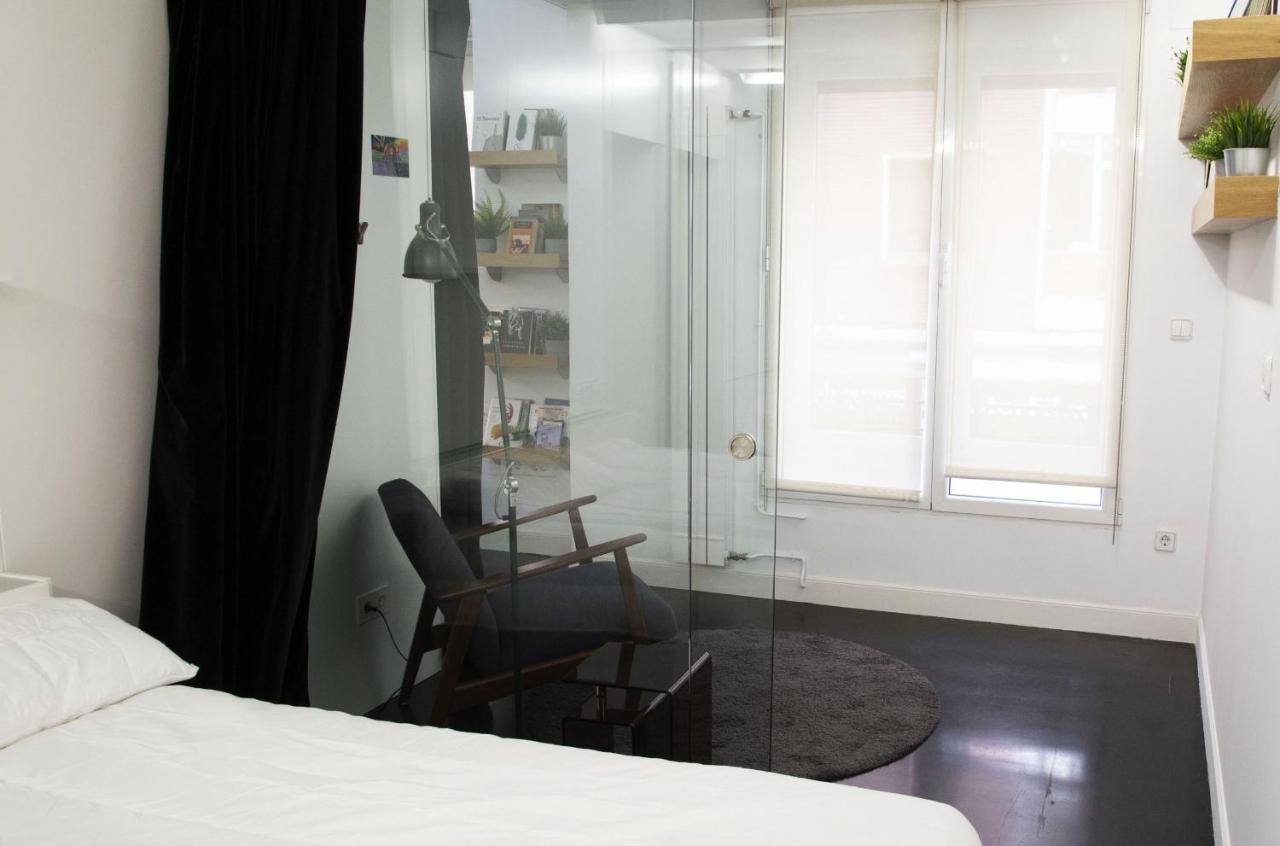 Bauhaus Apartment By People Rentals Bilbao Exterior photo